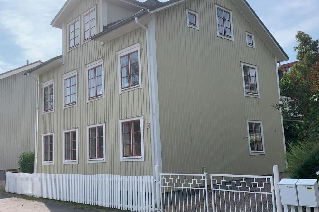 Egen Laegenhet Pa Soedermalm Naera Centrum 松兹瓦尔 外观 照片